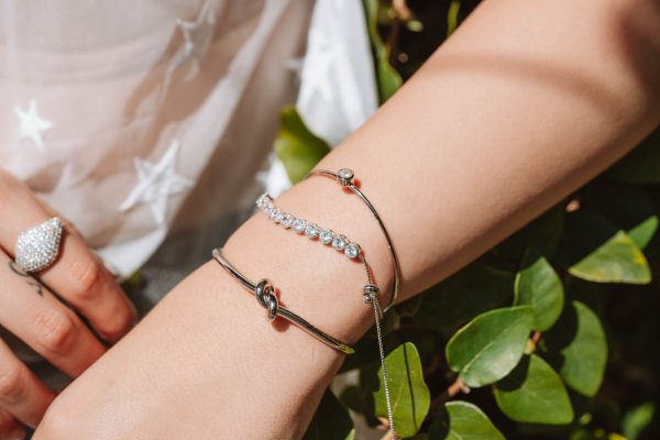 Arc Silver Bracelet: The Smart Way to Reduce Phone Use