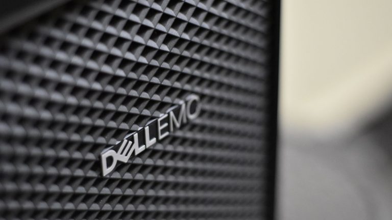 Dell Stock Plunge: Worst Impact on Data Center Market