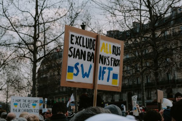 Russia sanctions suspension: The Right Move for Peace Talks